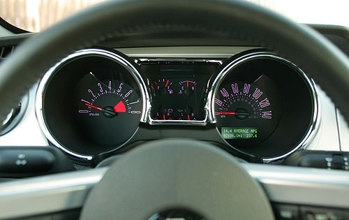 2005 Ford Mustang interior G