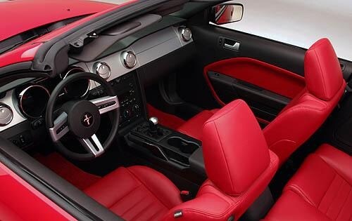 2007 Ford Mustang interior I
