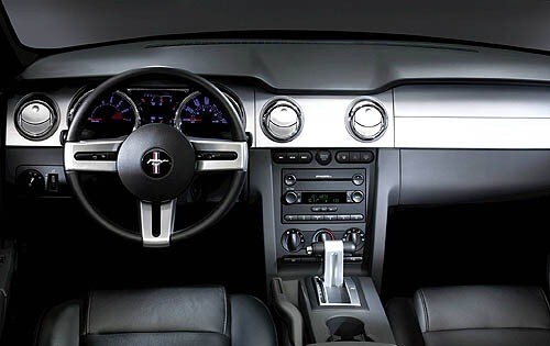2007 Ford Mustang interior I