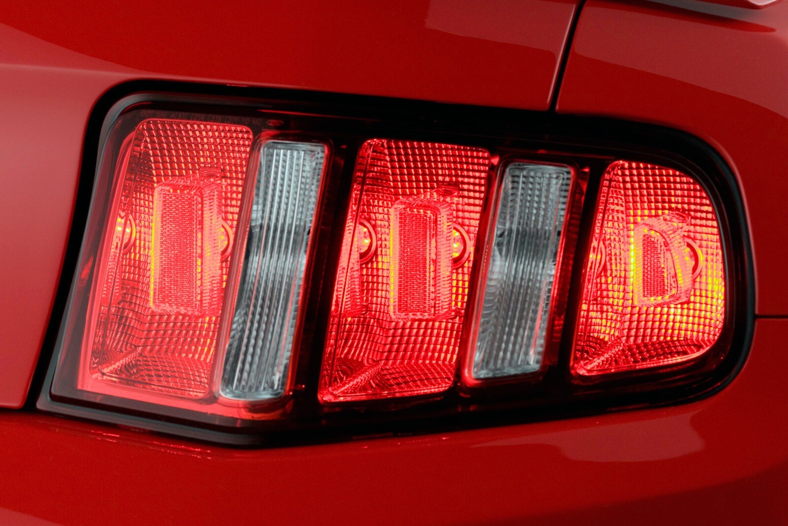 2010 Ford Mustang exterior EDETAIL