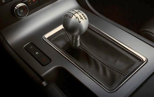 2011 Ford Mustang interior CC