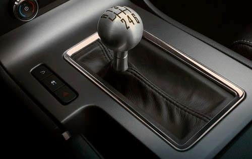 2011 Ford Mustang interior CC