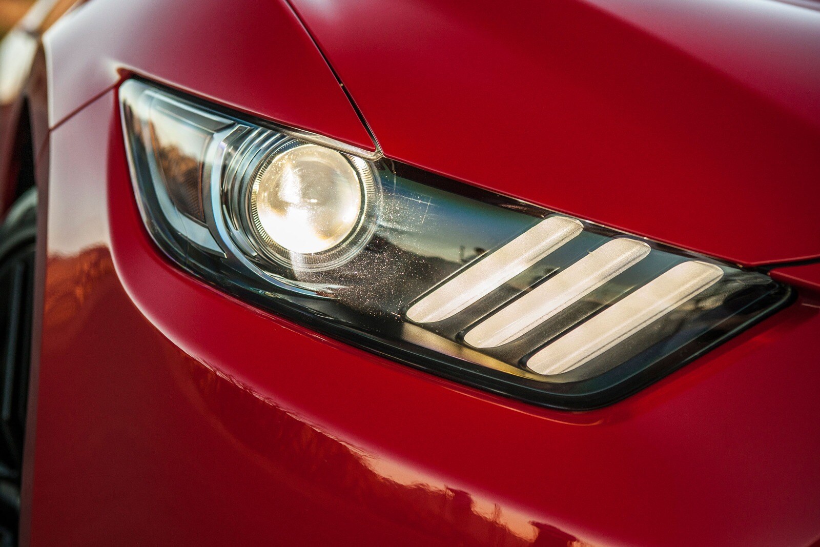 2015 Ford Mustang exterior EDETAIL