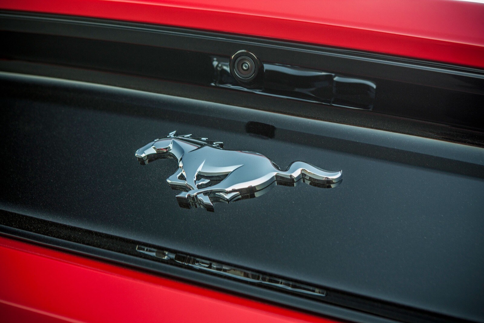 2015 Ford Mustang exterior RBDG