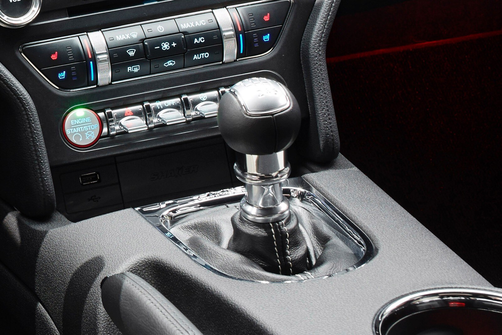 2015 Ford Mustang interior SHF