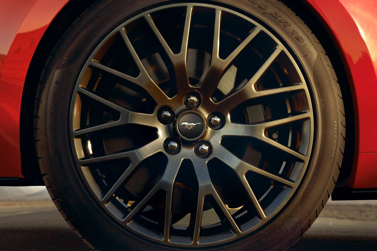 2015 Ford Mustang exterior W