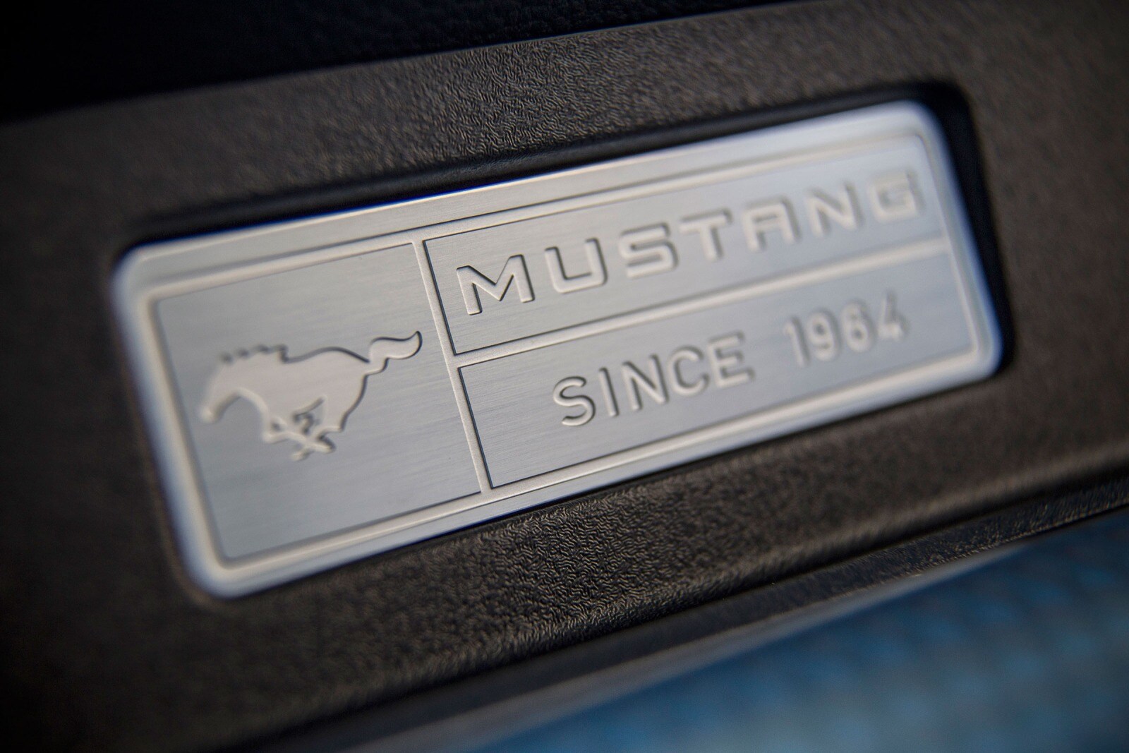 2015 Ford Mustang front safety DETAIL