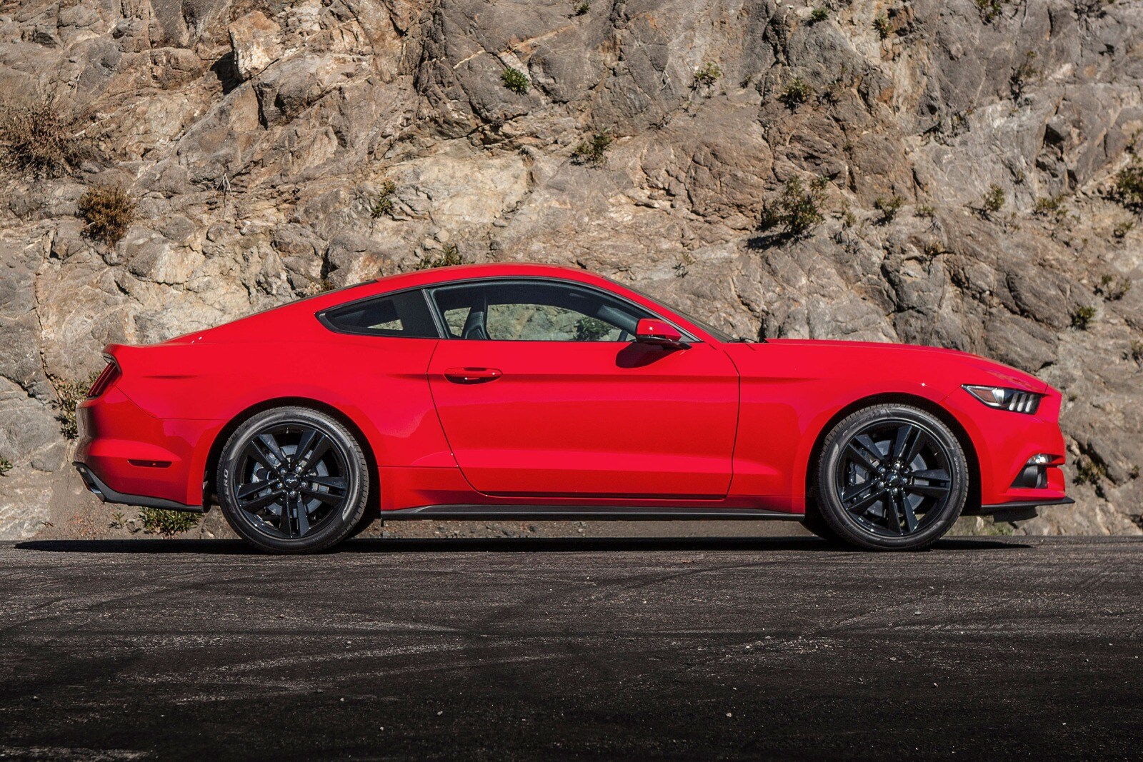 2016 Ford Mustang exterior EXM