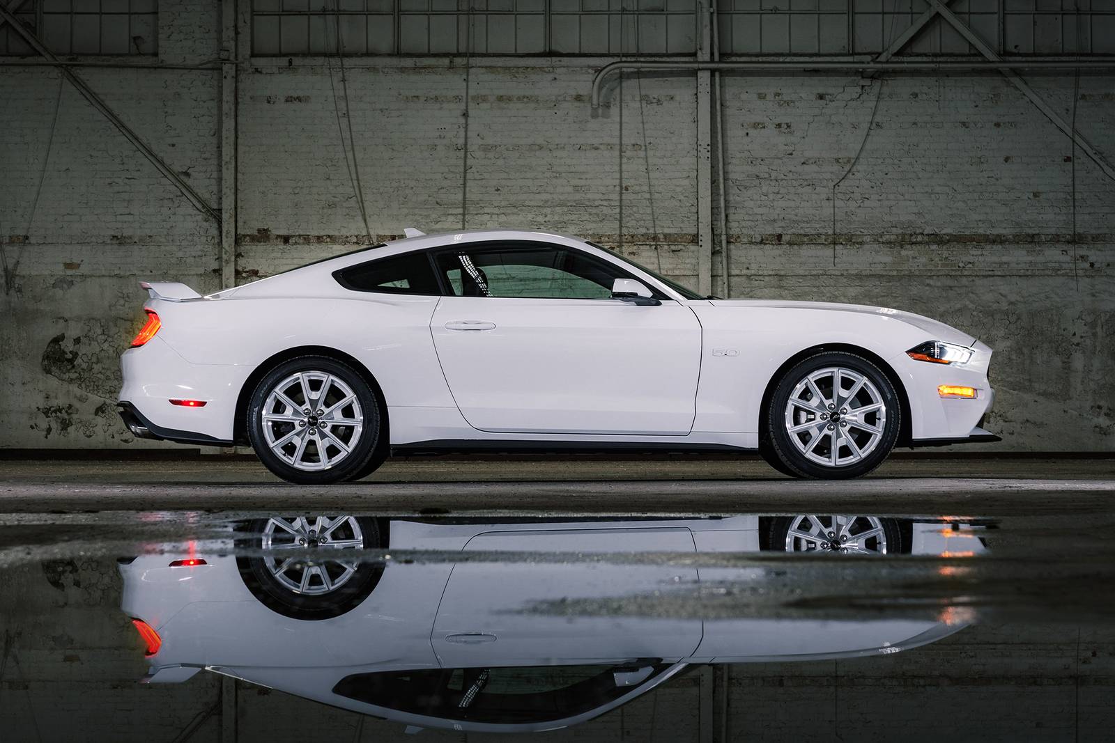 2022 Ford Mustang performance