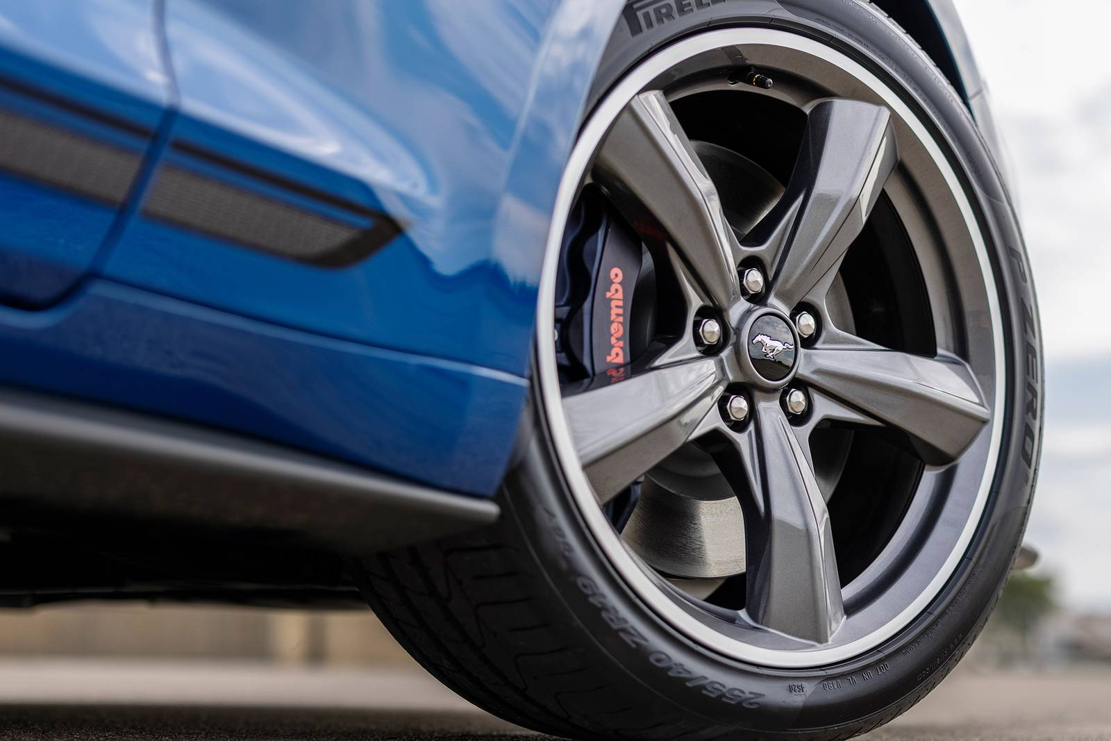 2022 Ford Mustang exterior W