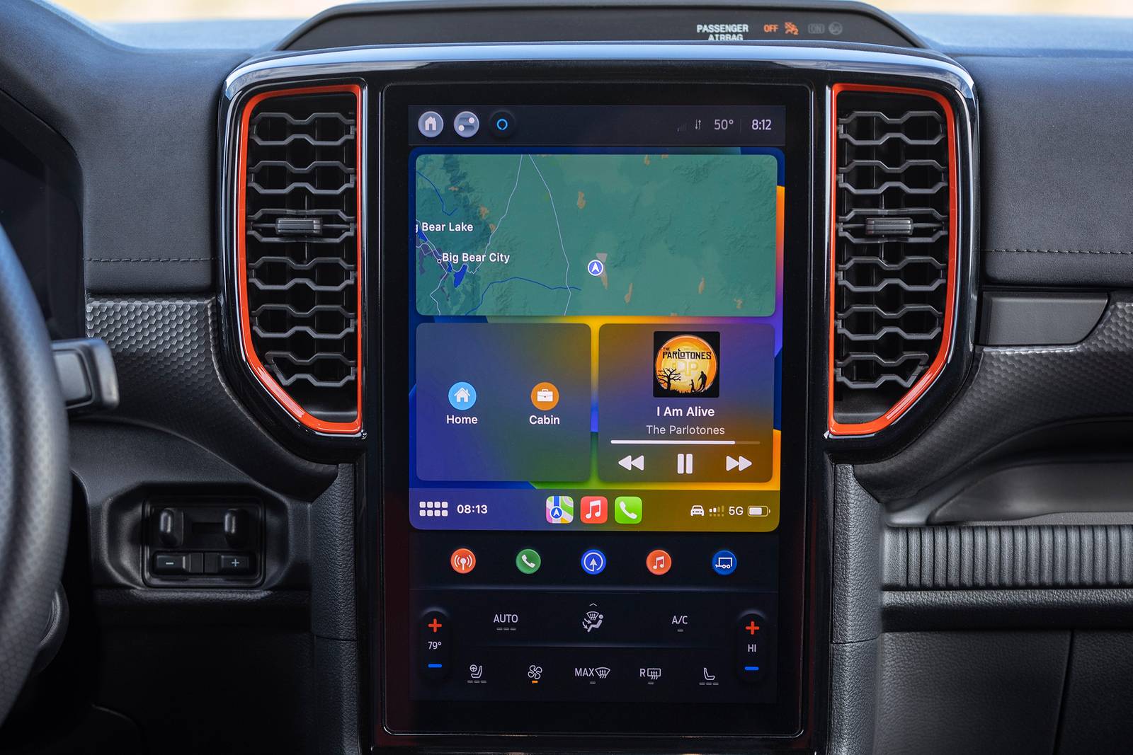 2024 Ford Ranger interior CC