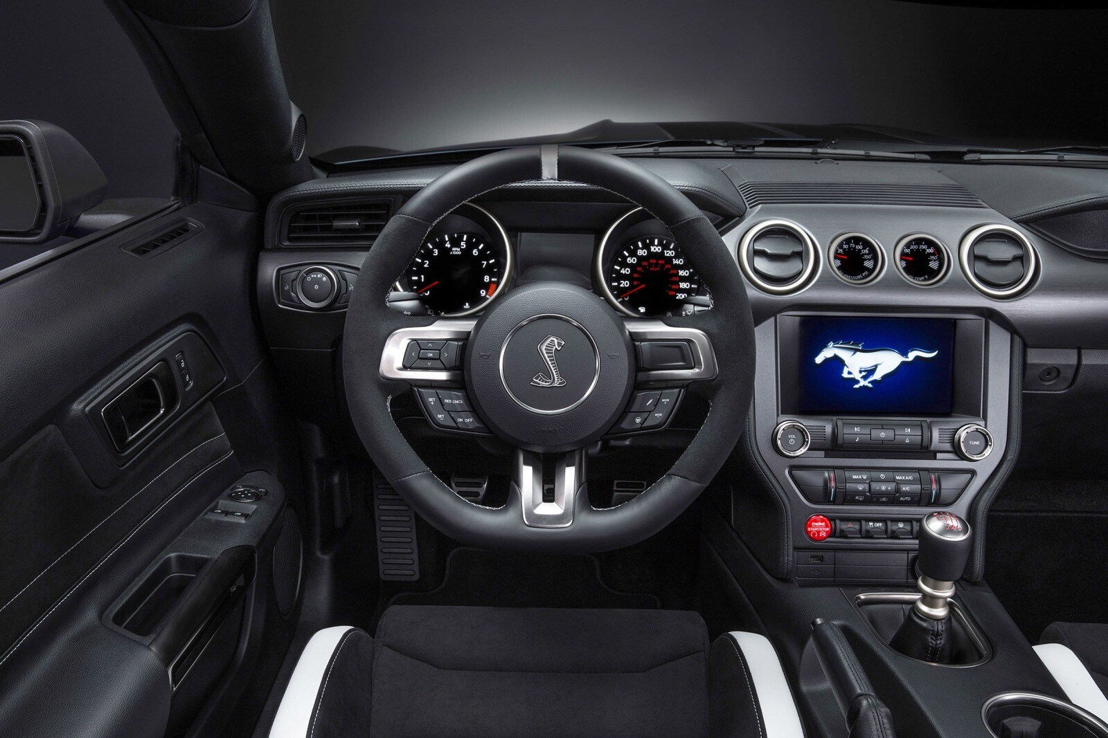 2016 Ford Shelby GT350 interior D