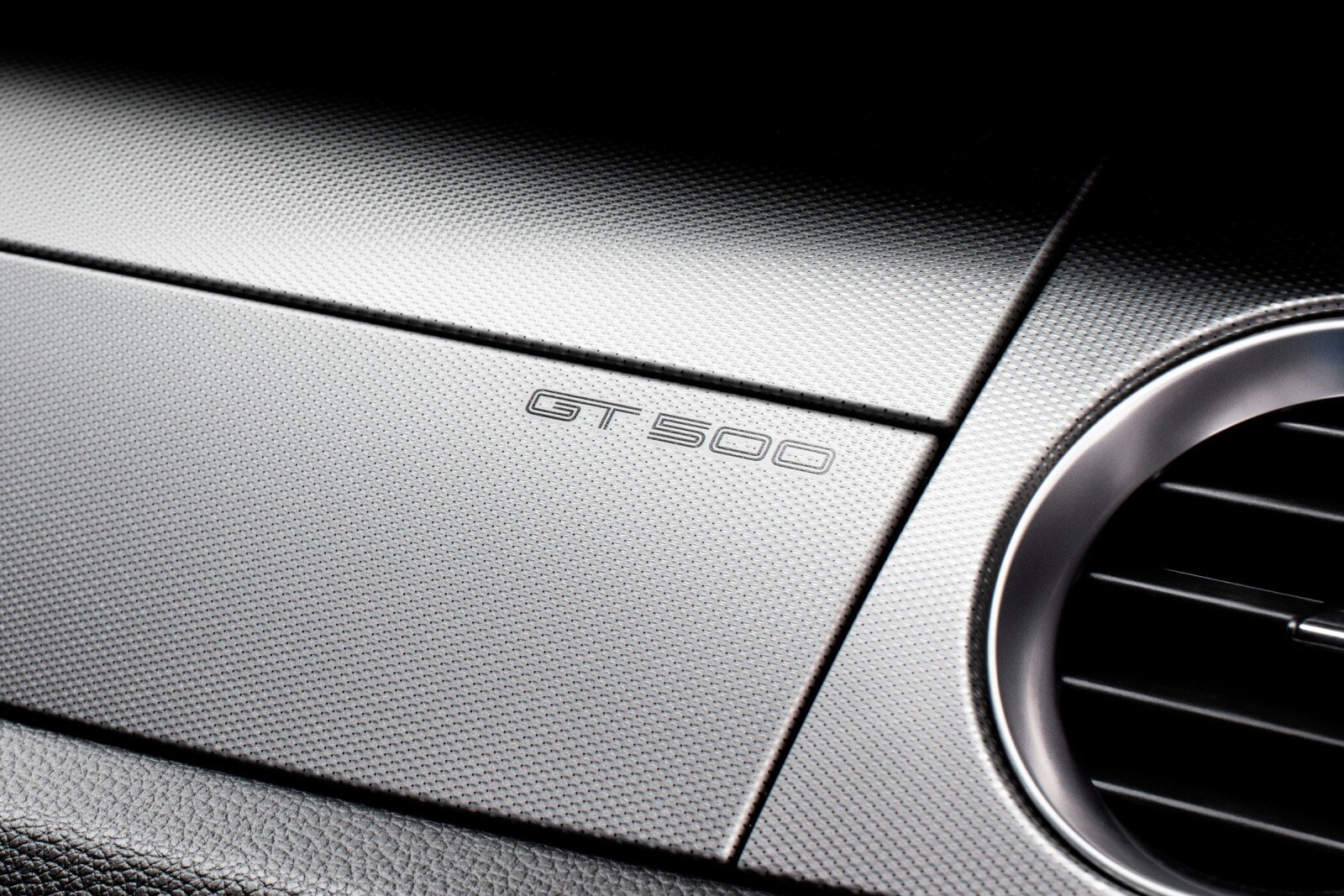 2014 Ford Shelby GT500 interior DETAIL