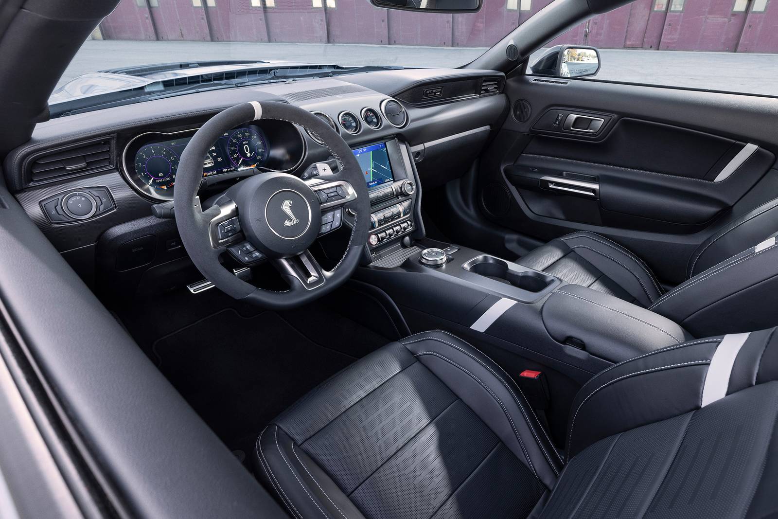 2022 Ford Shelby GT500 interior D