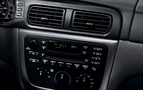 2005 Ford Taurus interior CC