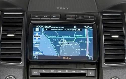 2012 Ford Taurus interior CC