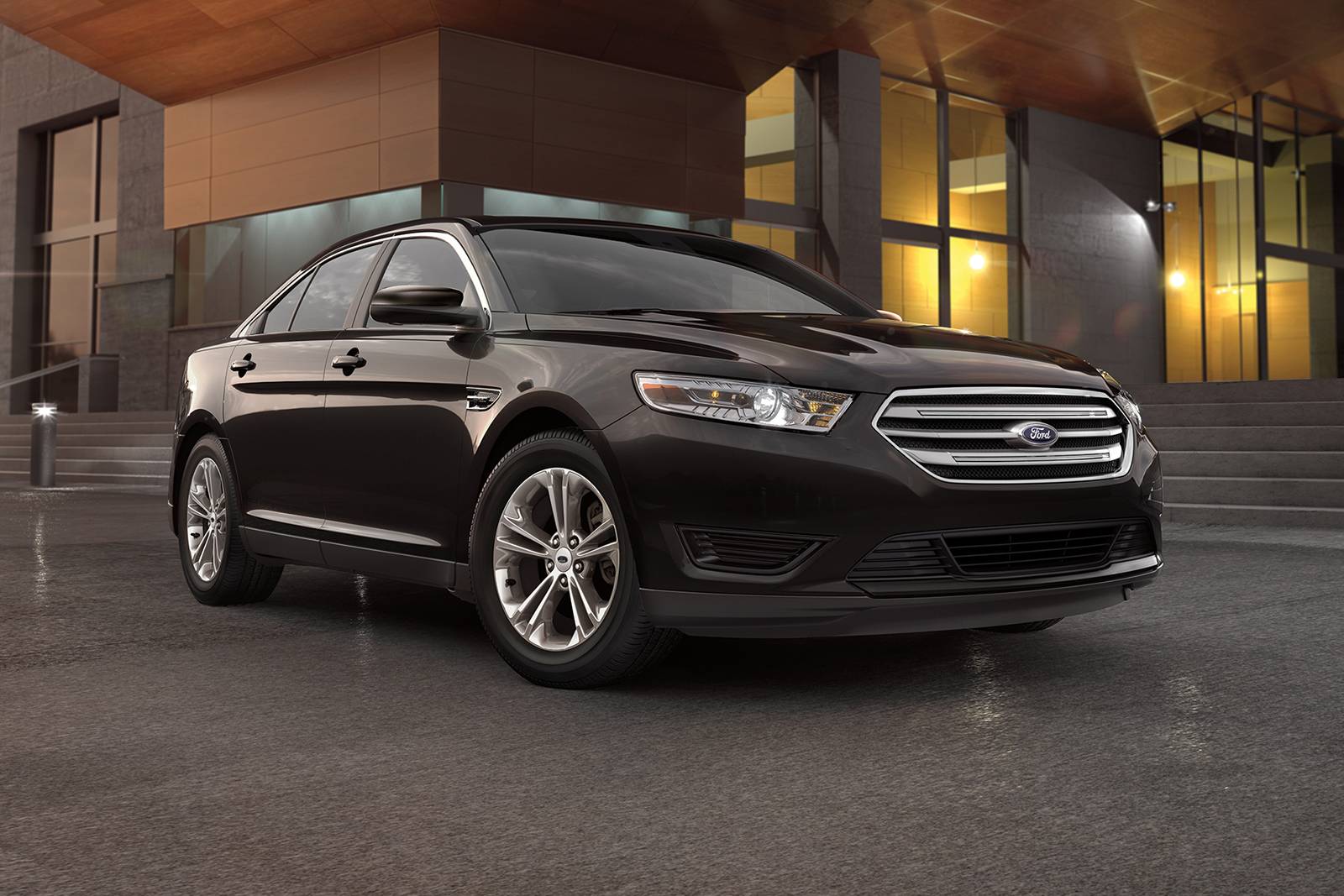 2018 Ford Taurus exterior FQ