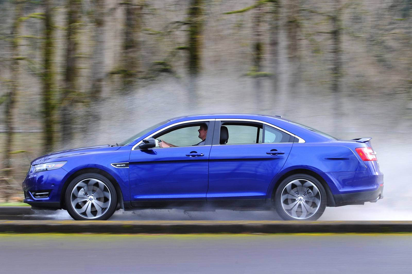 2018 Ford Taurus — OEM photo 3