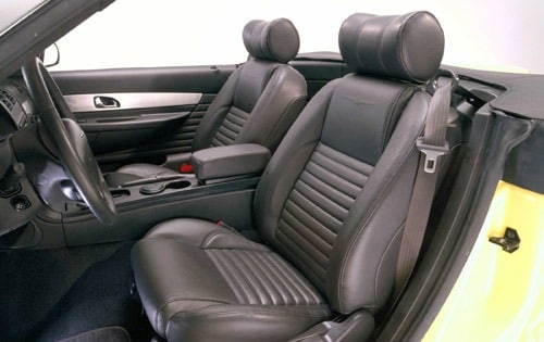 2002 Ford Thunderbird interior I