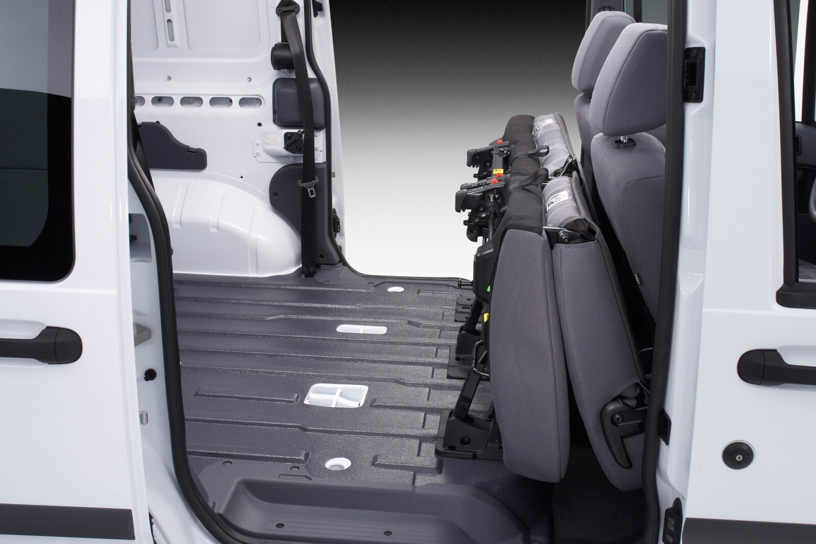 2010 Ford Transit Connect interior RI