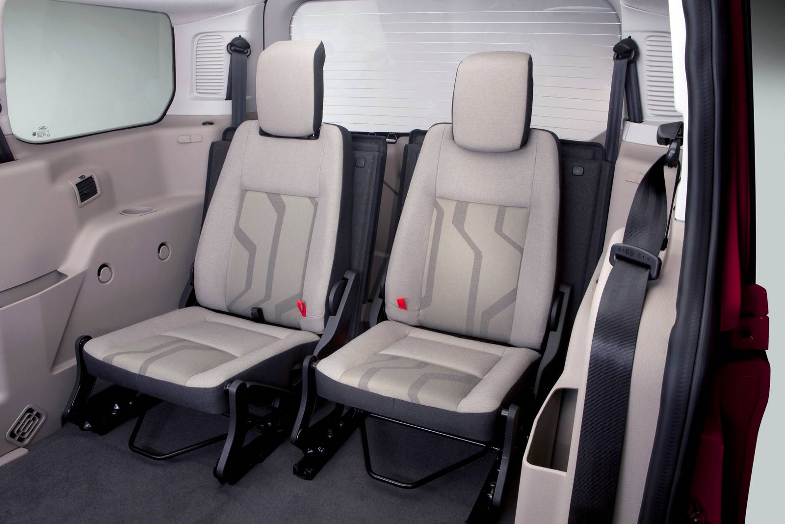 2018 Ford Transit interior RI