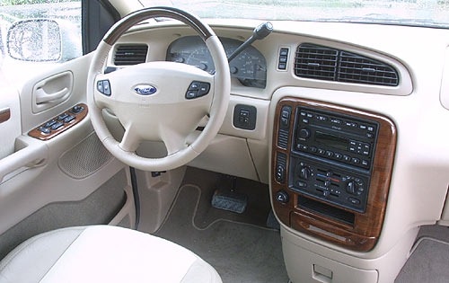 2001 Ford Windstar Cargo interior I