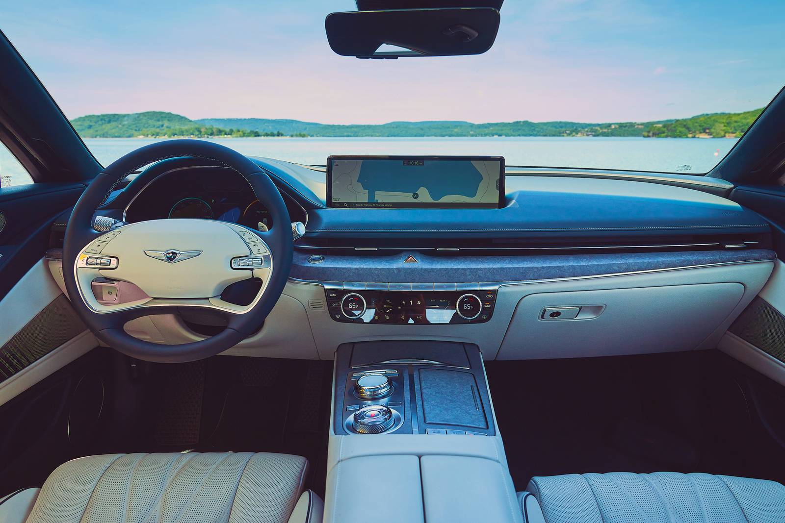 2023 Genesis Electrified G80 interior D