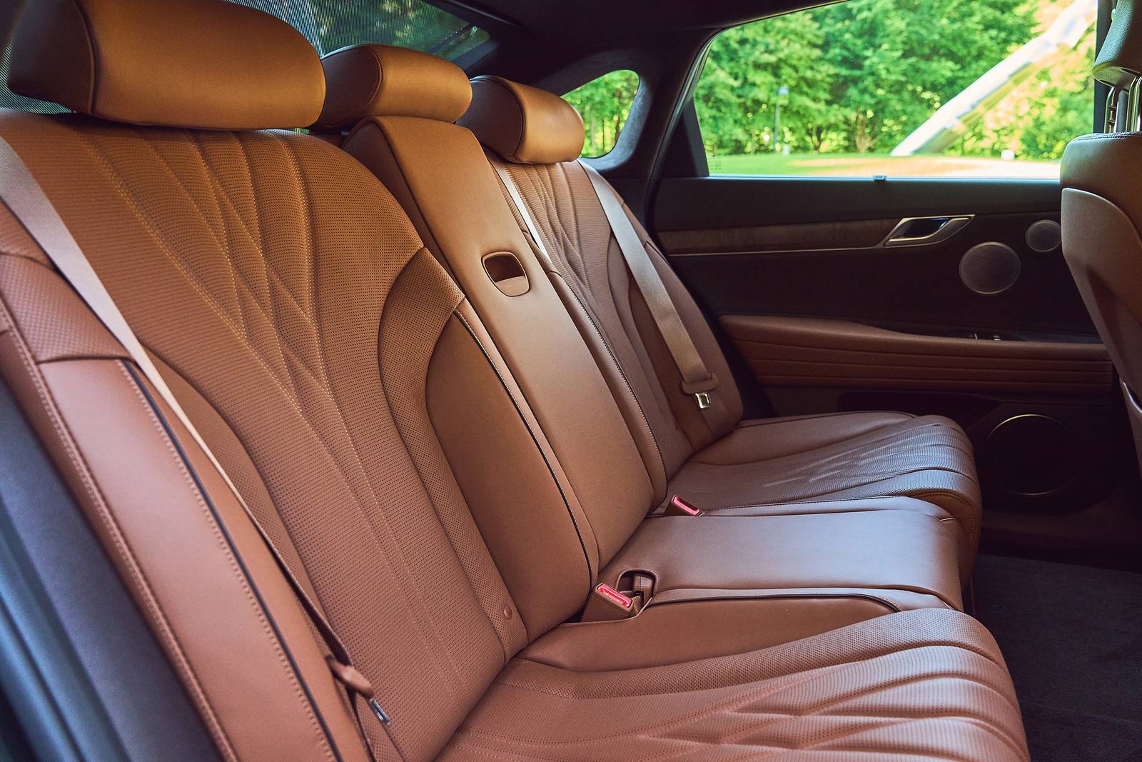 2023 Genesis Electrified G80 interior DETAIL