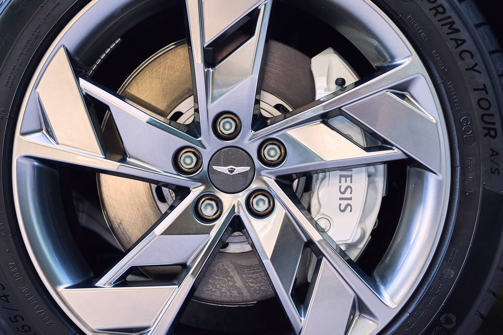 2023 Genesis Electrified GV70 exterior EDETAIL