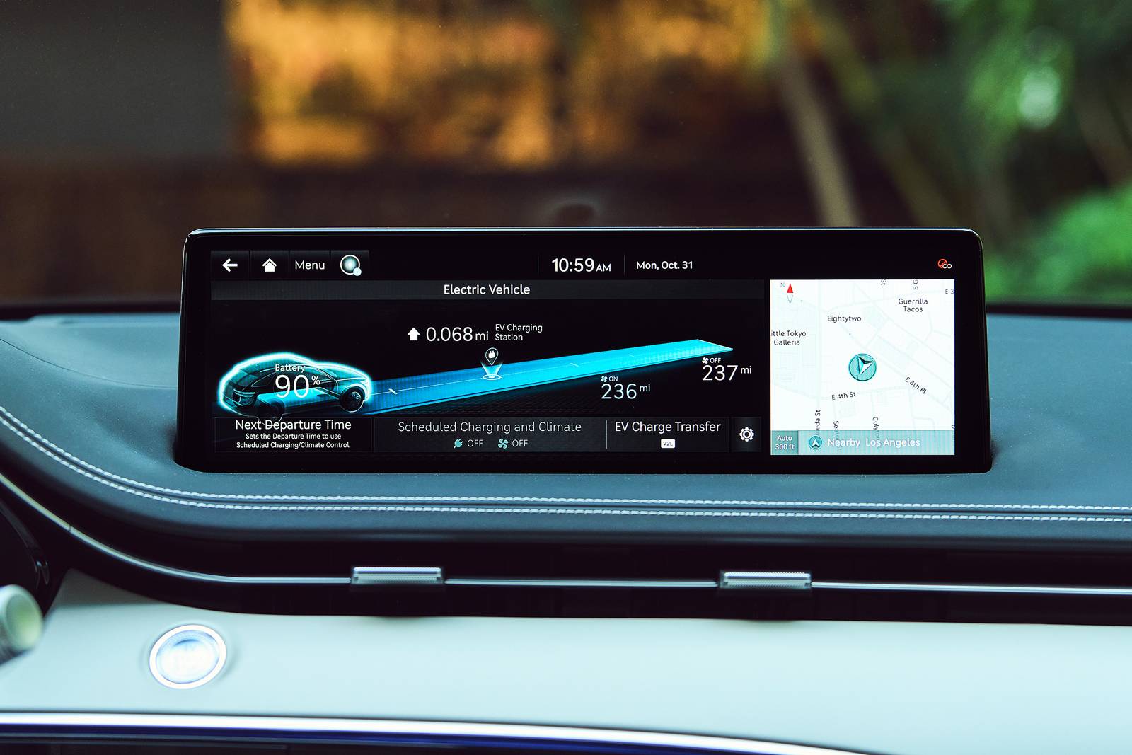 2024 Genesis Electrified GV70 interior CC