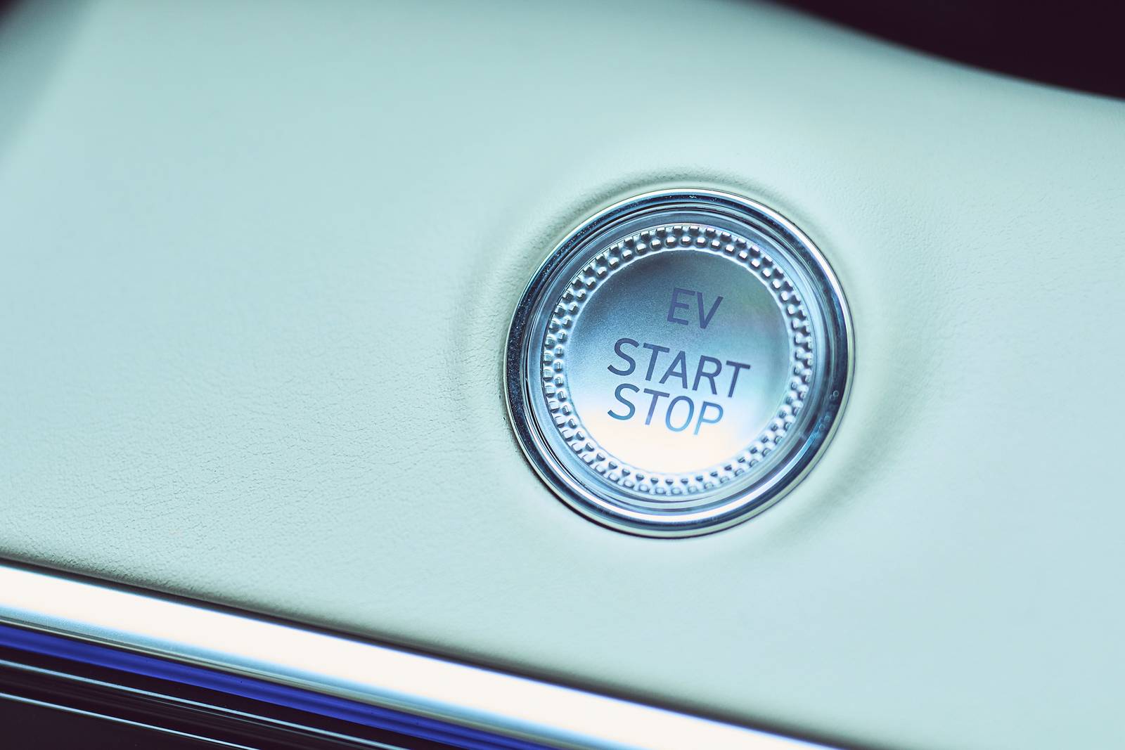 2024 Genesis Electrified GV70 interior DETAIL