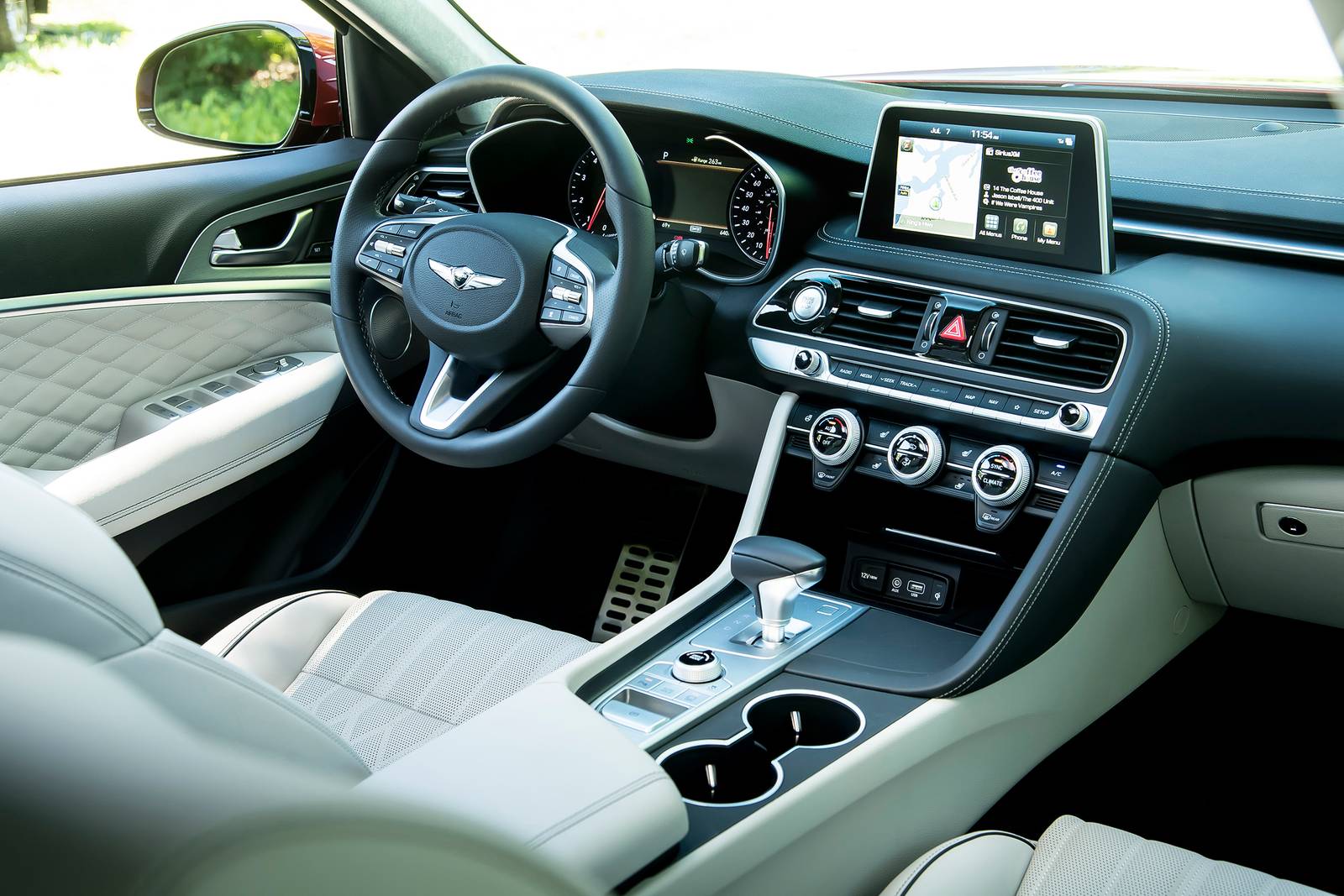 2020 Genesis G70 interior SWD