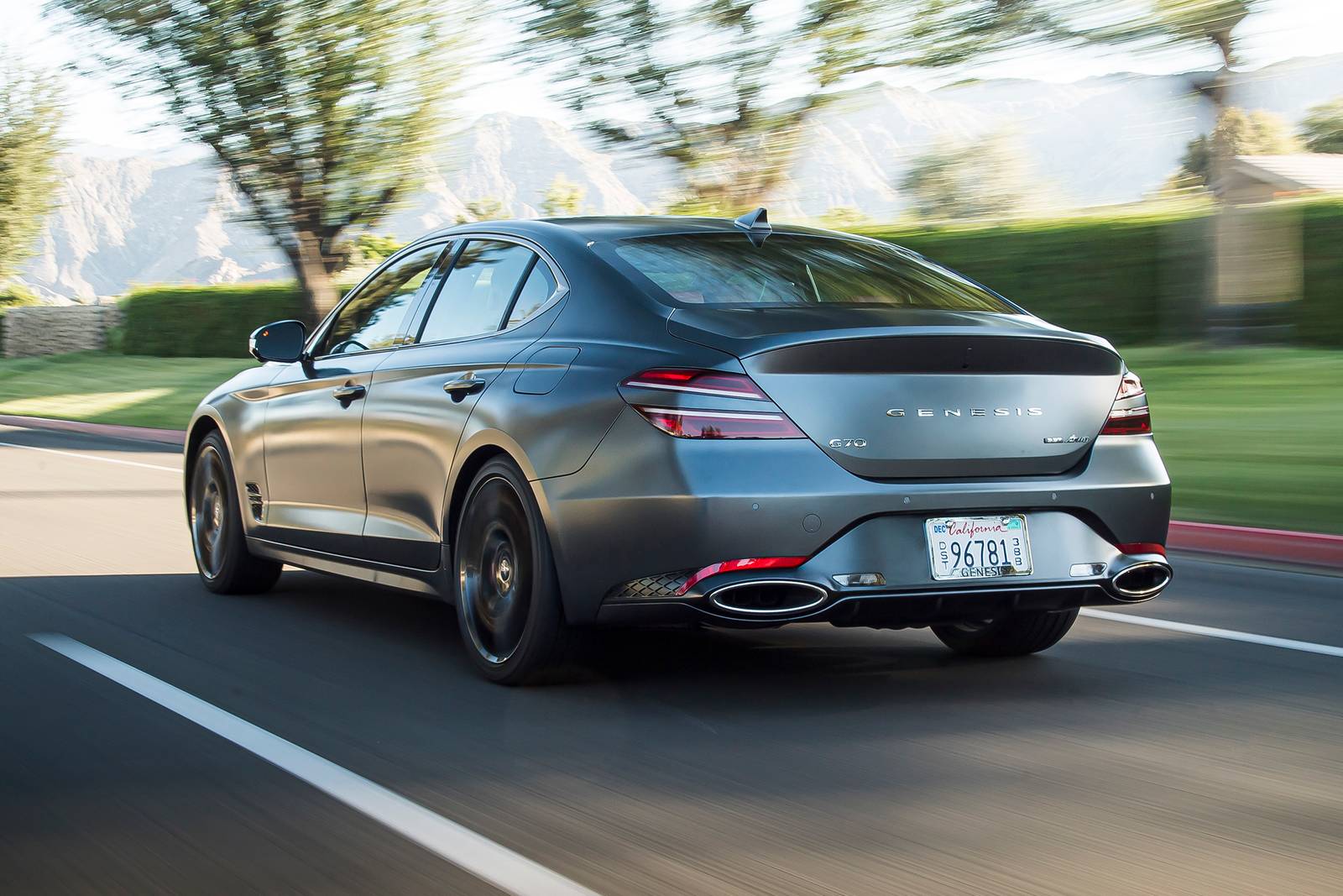 2022 Genesis G70
