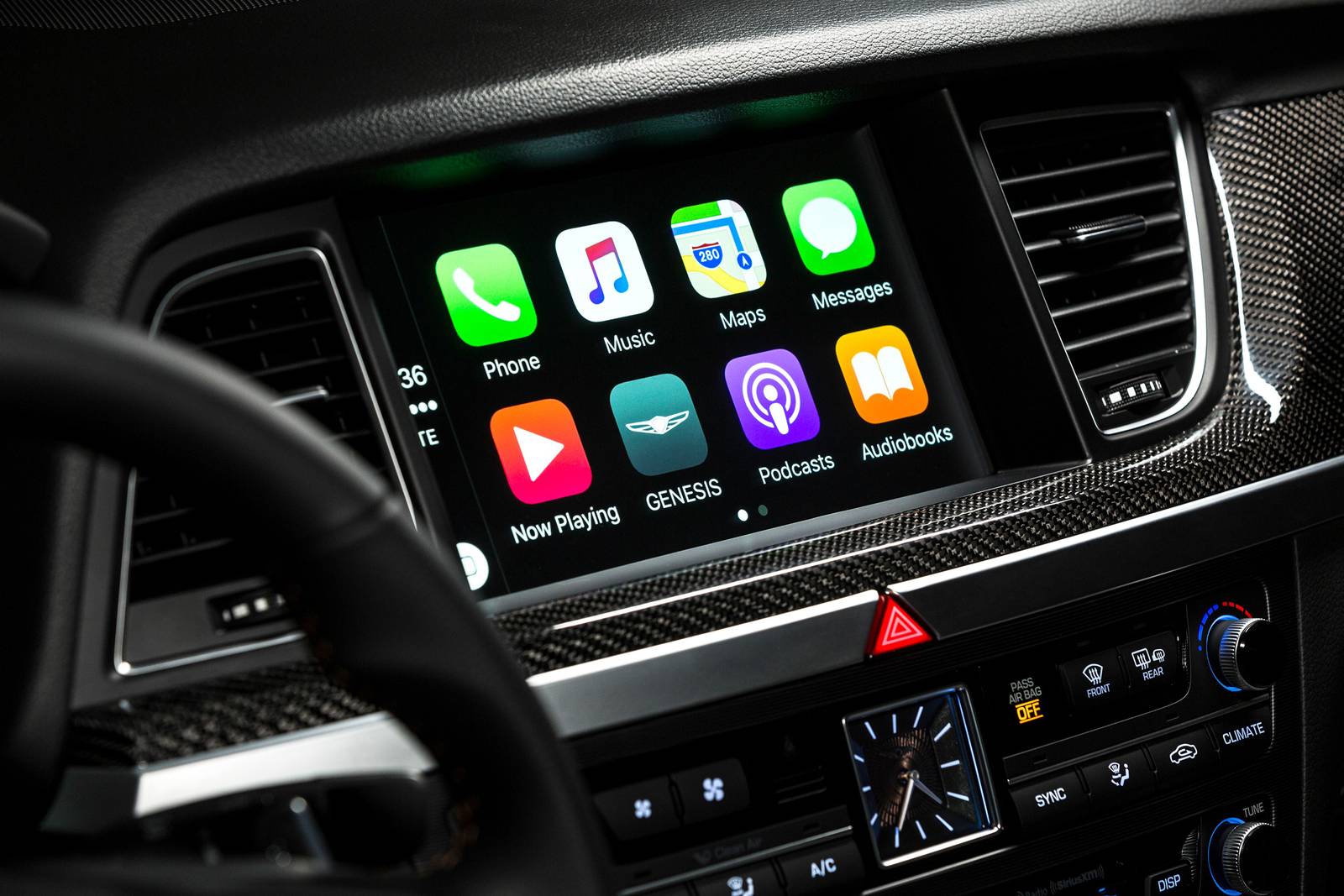 2018 Genesis G80 interior CC