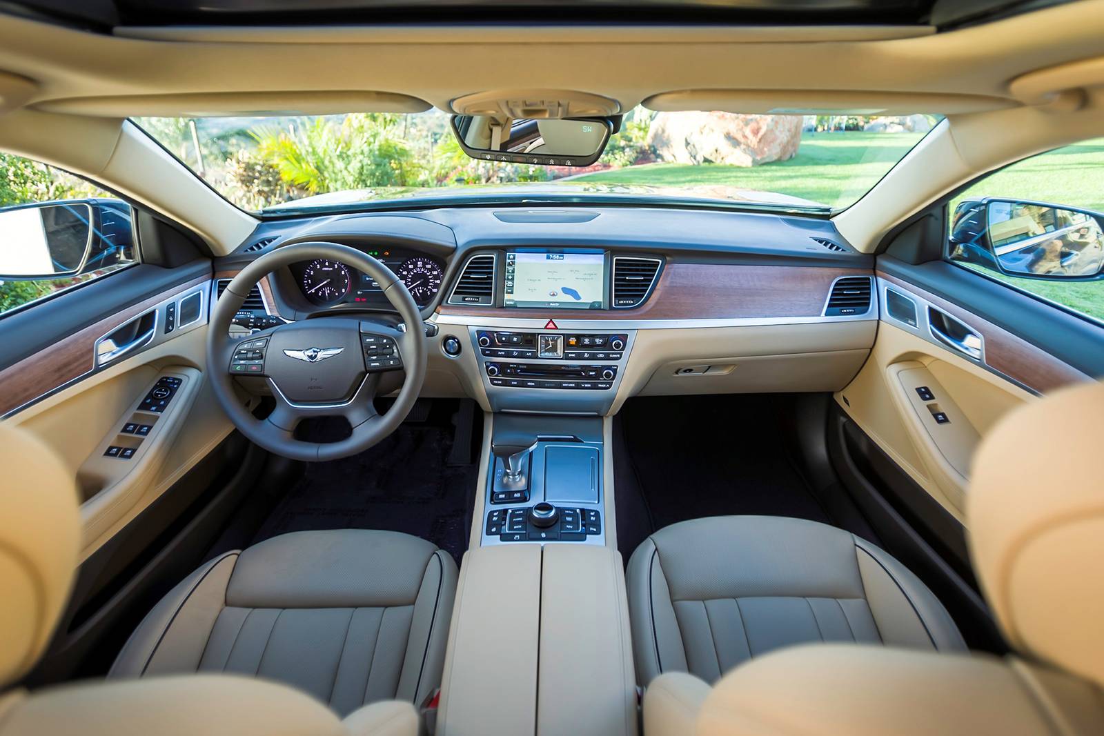 2018 Genesis G80 interior D