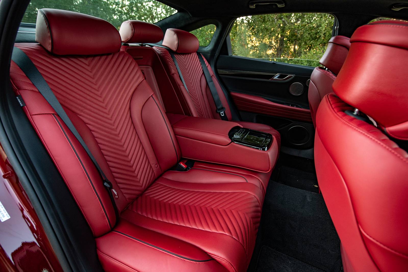 2023 Genesis G80 interior RI