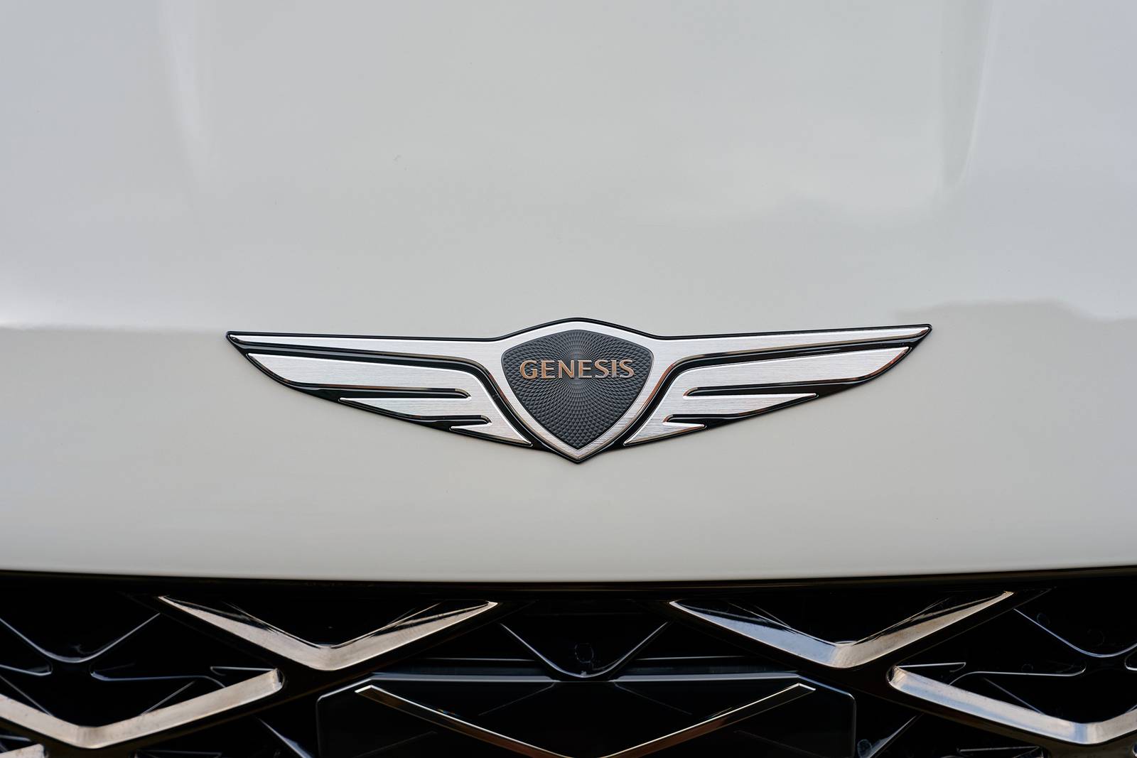 2025 Genesis G80 front safety FBDG