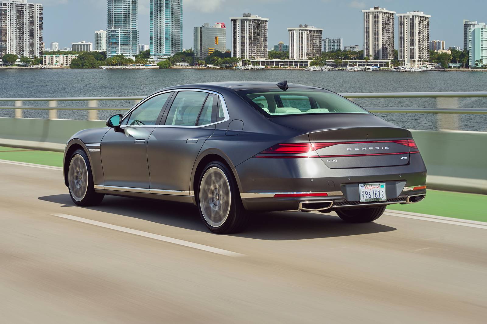 2025 Genesis G90 exterior F