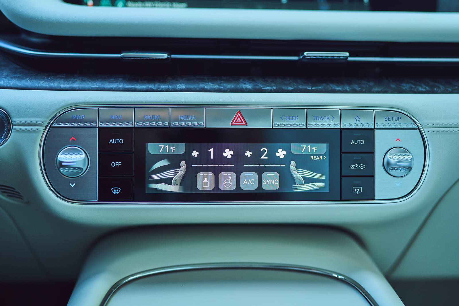 2025 Genesis G90 interior DETAIL