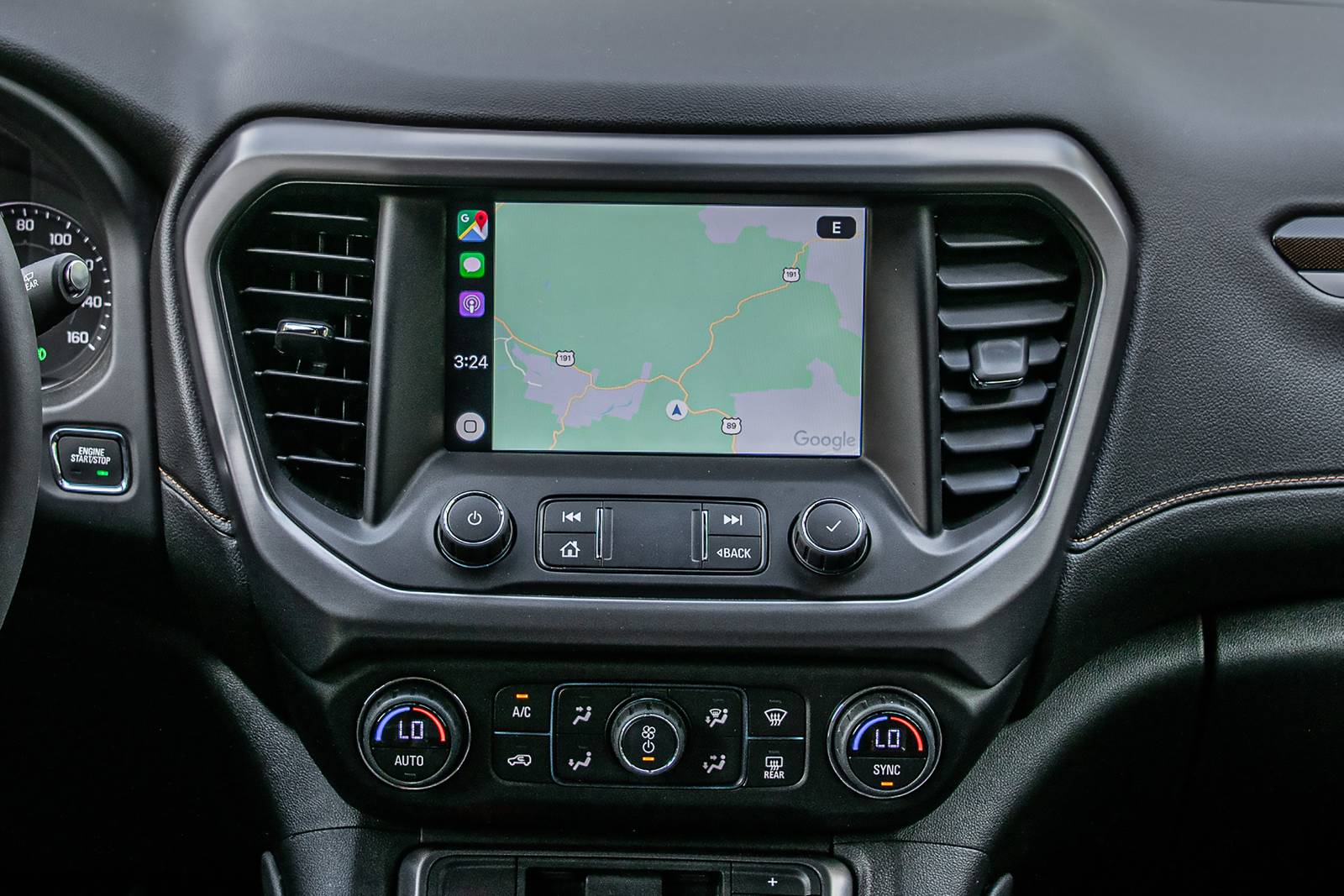 2020 Gmc Acadia interior NAVSYS