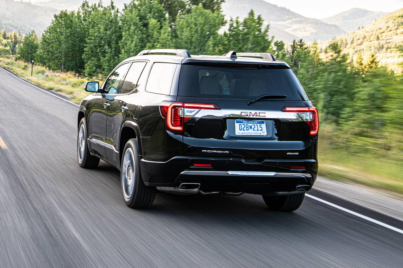 2022 Gmc Acadia exterior FQ