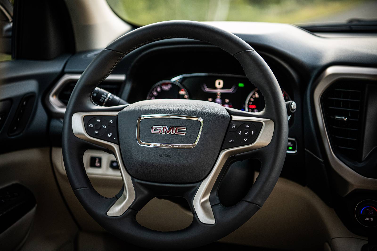 2022 Gmc Acadia interior SWD