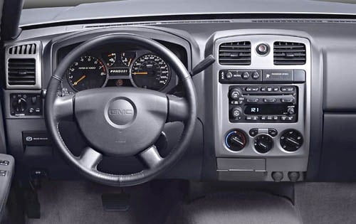 2004 GMC Canyon interior D