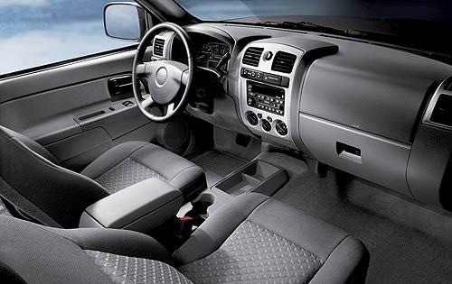 2008 GMC Canyon interior I