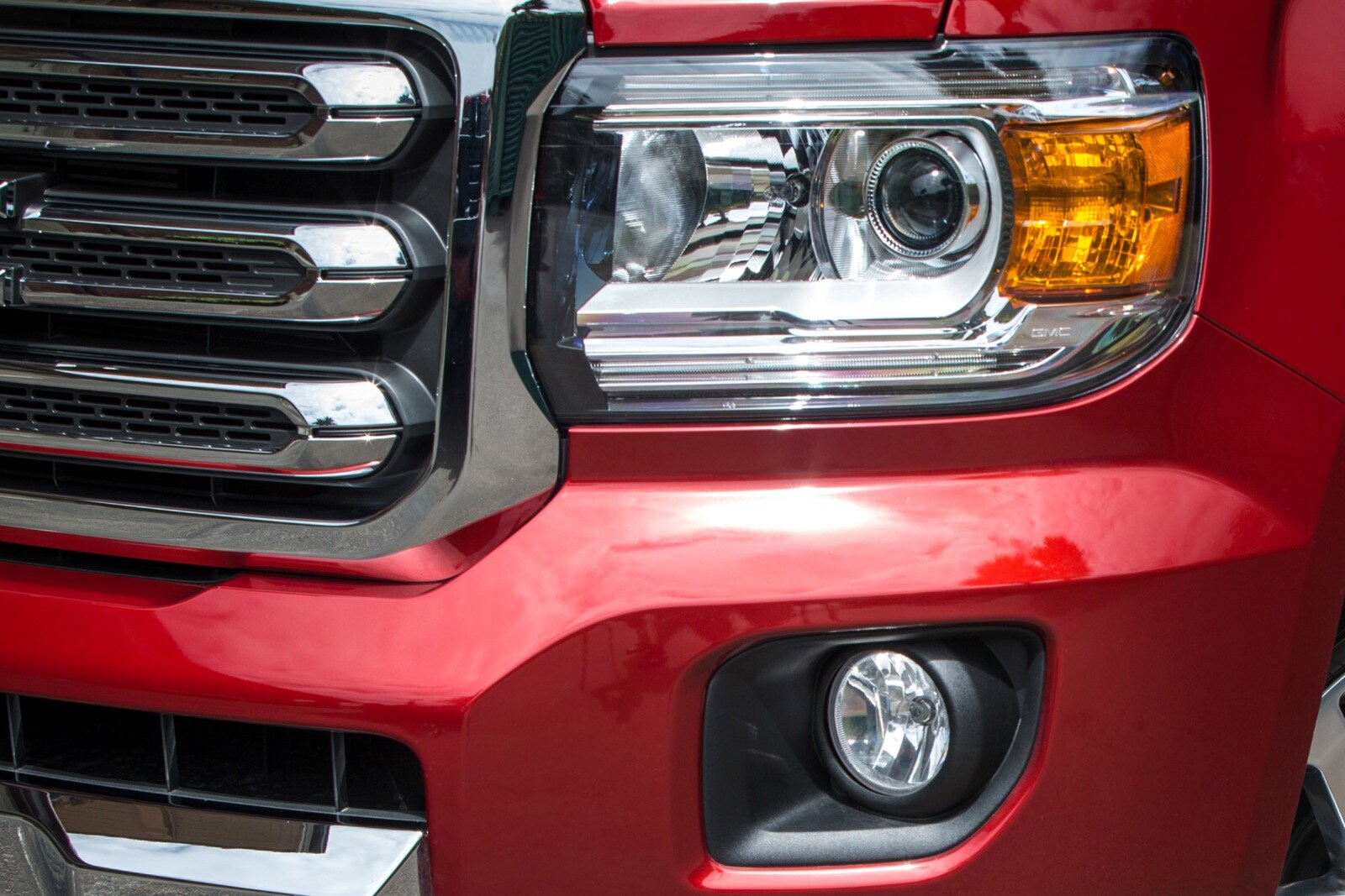 2015 Gmc Canyon exterior FOG