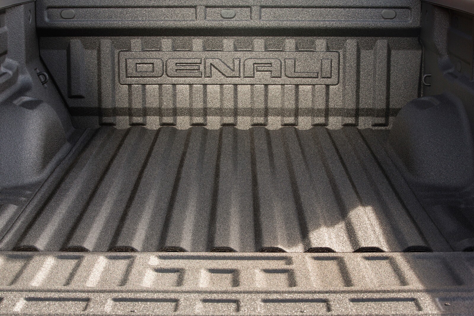 2017 Gmc Canyon exterior EDETAIL