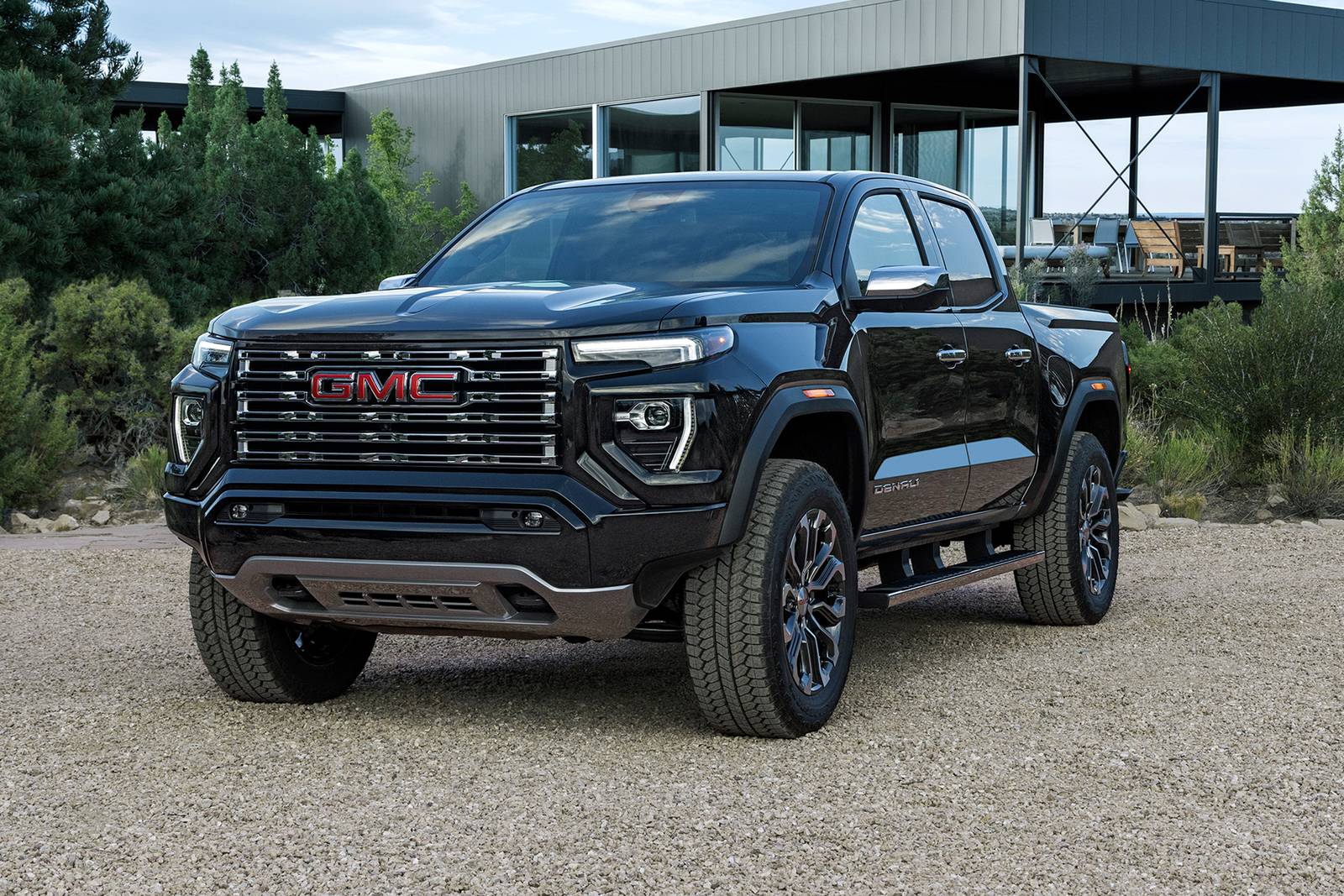 2025 GMC Canyon exterior FQ