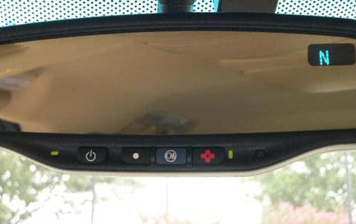 2005 GMC Envoy interior D