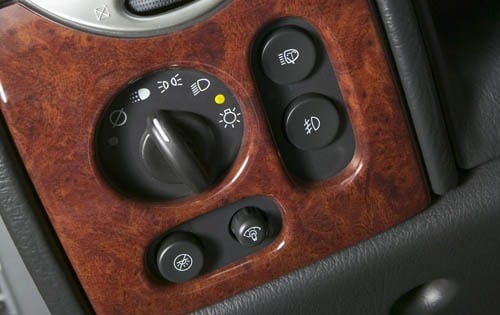 2005 GMC Envoy interior DETAIL