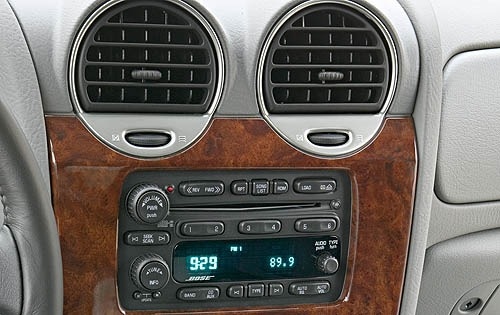 2006 GMC Envoy interior CC